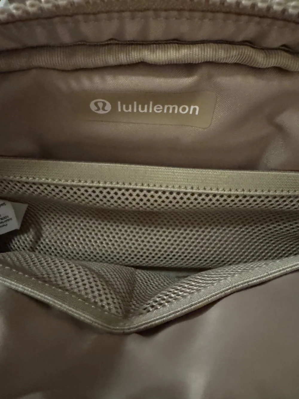 Lululemon Puffer Belt Bag